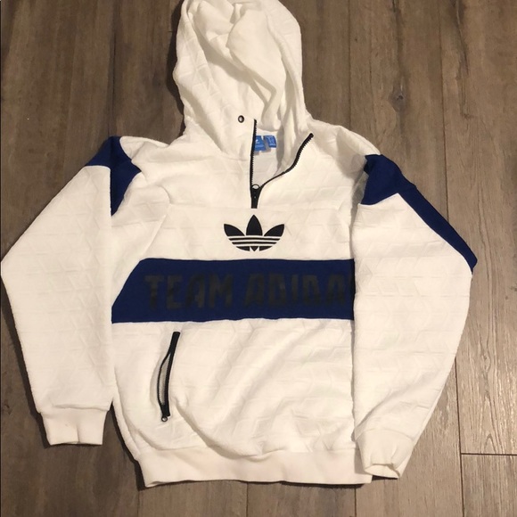 adidas hoodie xs